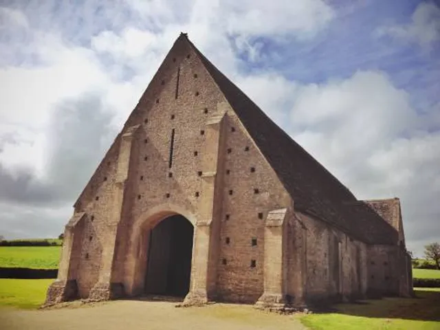 Great Coxwell Barn