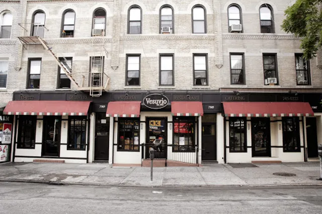 Vesuvio Restaurant & Pizzeria