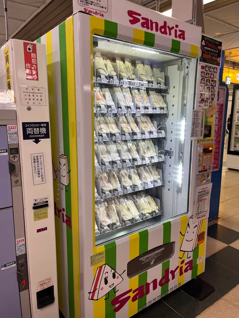 サンドリア サンドイッチ自動販売機