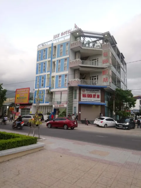 LiLy Hotel Cam Ranh