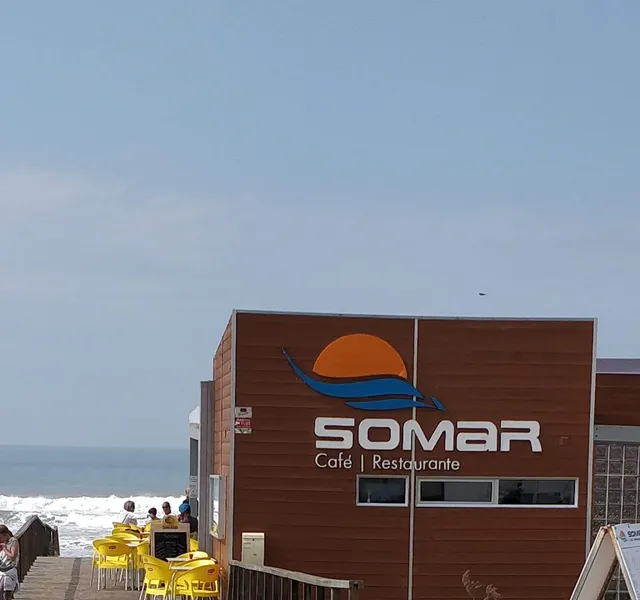 Casa das Ondas - Praia do Norte / Nazaré