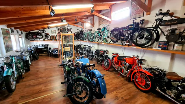 Muzej oldtimera i stare tehnike