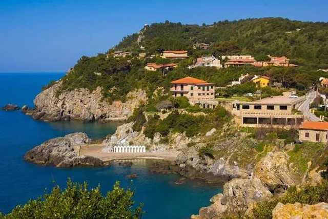 Spiaggia libera "del cannone"