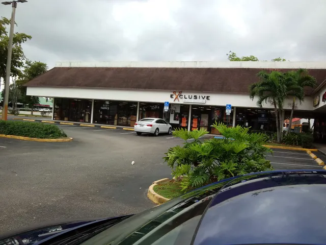 Sun Village Shopping Center