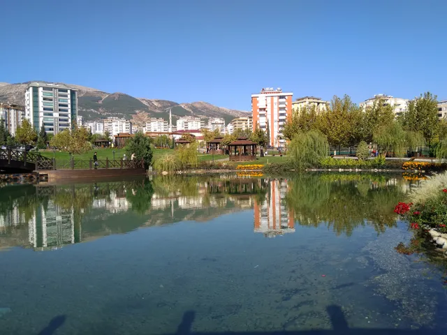 Alija Izetbegovic Park