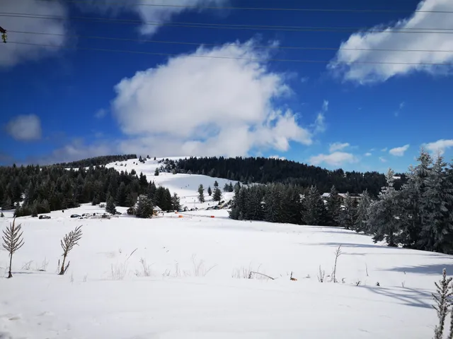 Ski And Snowboard Centre "Kartola"