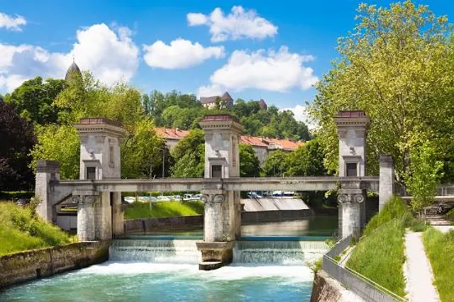 Plečnik's Trnovo bridge