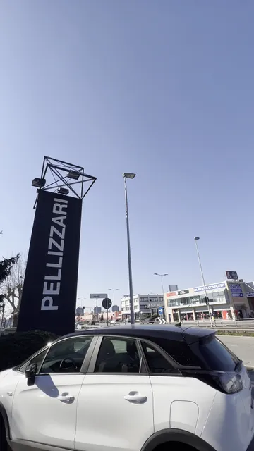 Pellizzari Fashion Stores