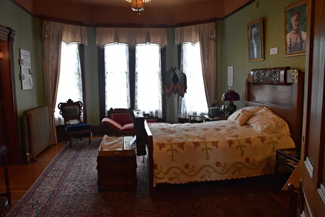 Meeker Mansion Museum Volunteers