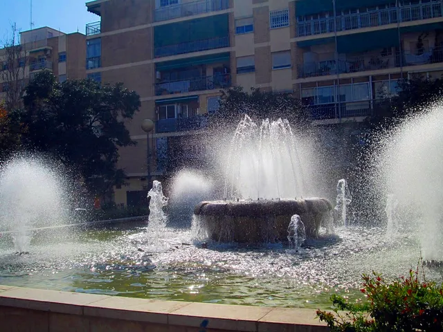 - Plaza de Joaquín Dualde Park