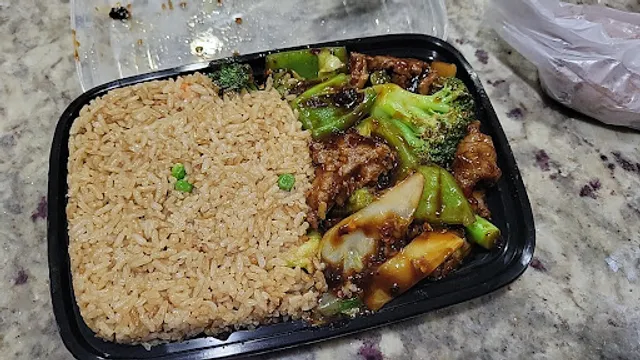 Ming Moon Restaurant