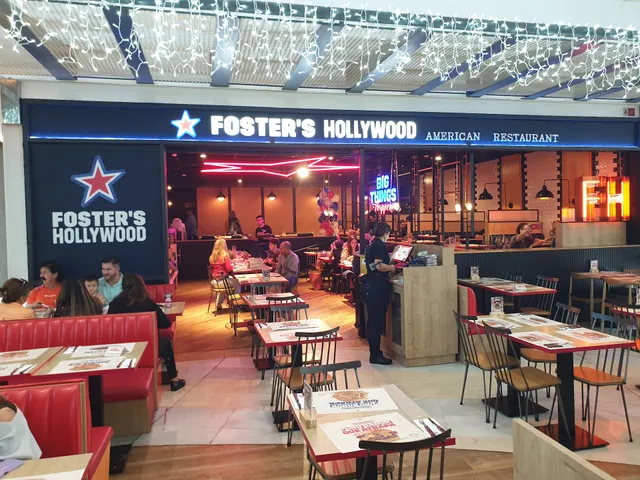Foster's Hollywood