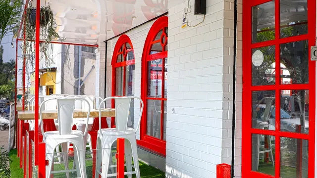 Brewing Bistro- Best Cafe in Baner | Pune