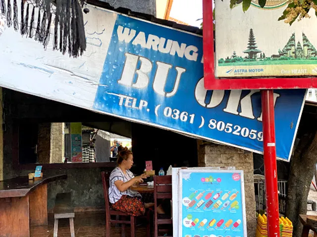 Warung Nasi Ayam Ibu Oki