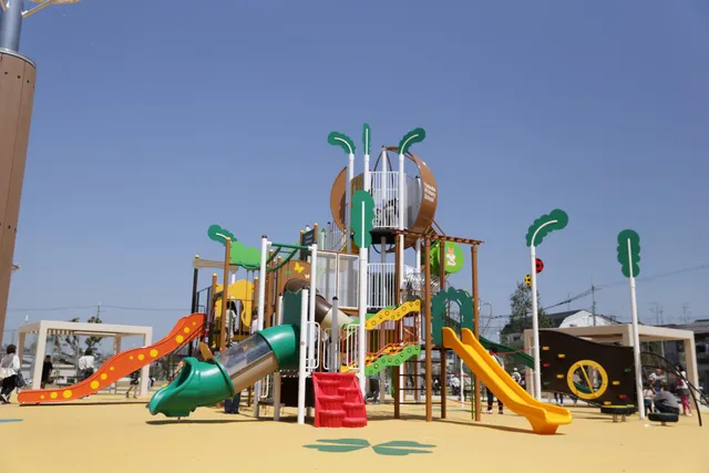 Yotsubamirai Park