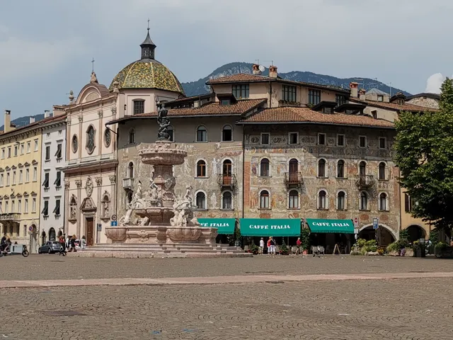 Case Cazuffi - Rella