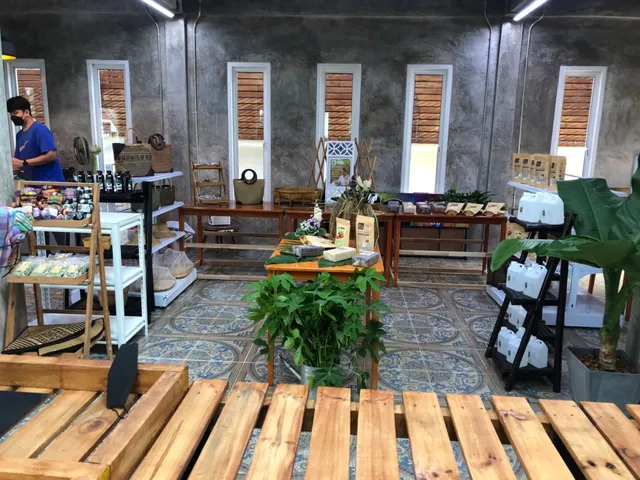 สามชุกวินมิลล์ (Samchook Windmill)