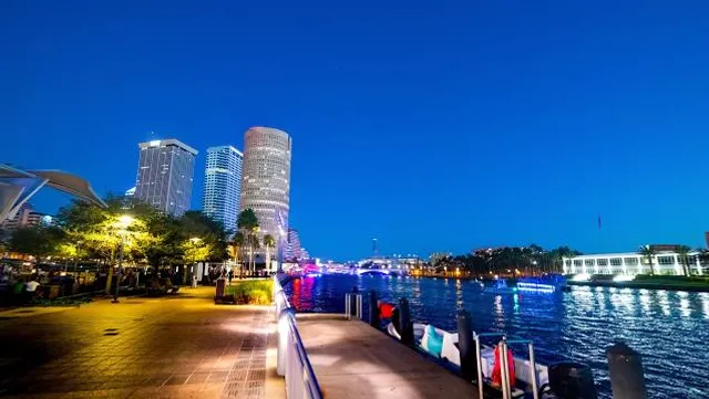 Julian B. Lane Riverfront Park