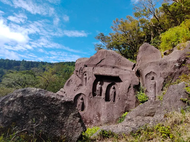 Stone Buddhas and Historical Museum