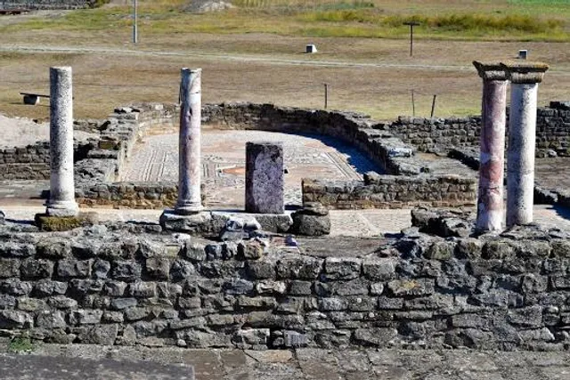 Small Skansen Ostrow Lednicki