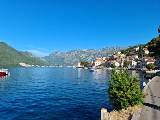 Pristaniste Perast