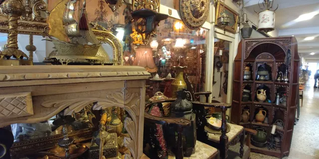 Horhor Antikacılar Çarşısı