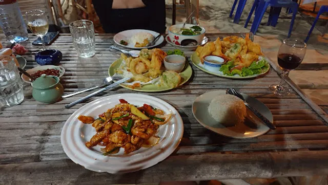 Bee Happy Restaurant&Bar