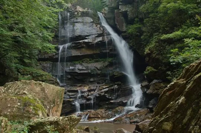 Big Bradley Falls