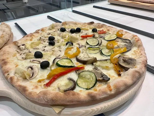 Pizza Regina