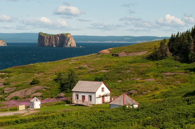 Île-Bonaventure-et-du-Rocher-Percé National Park (provincial park)