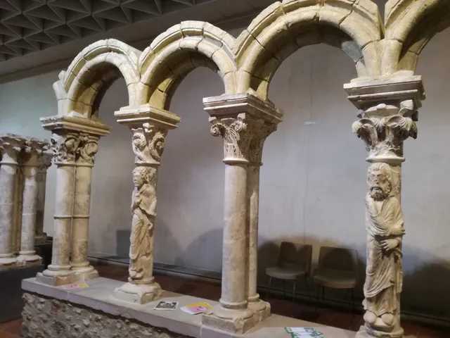 Musée du cloître de Notre-Dame-en-Vaux