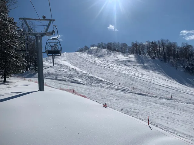Hidaka International Ski Area