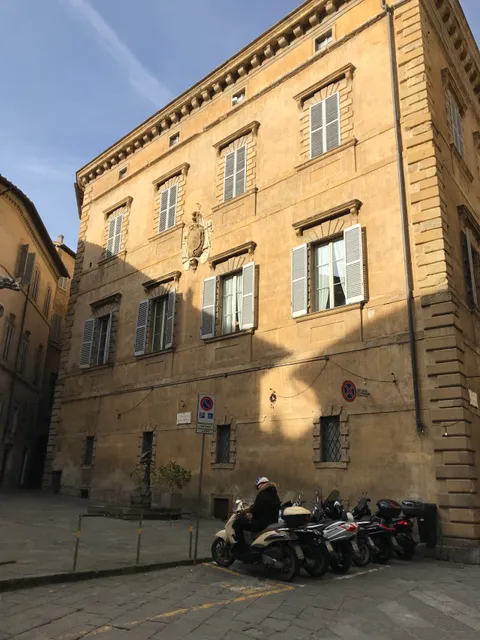 Chigi Piccolomini Palace