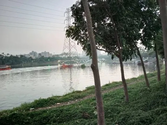 Hatirjheel Park