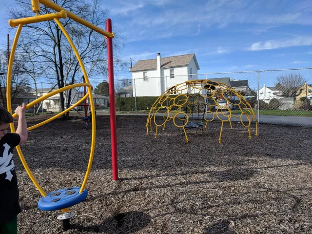 Miles Street Community Park