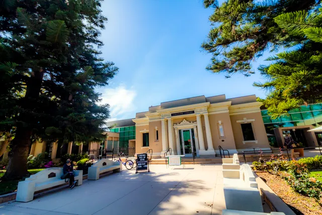 Coronado Public Library