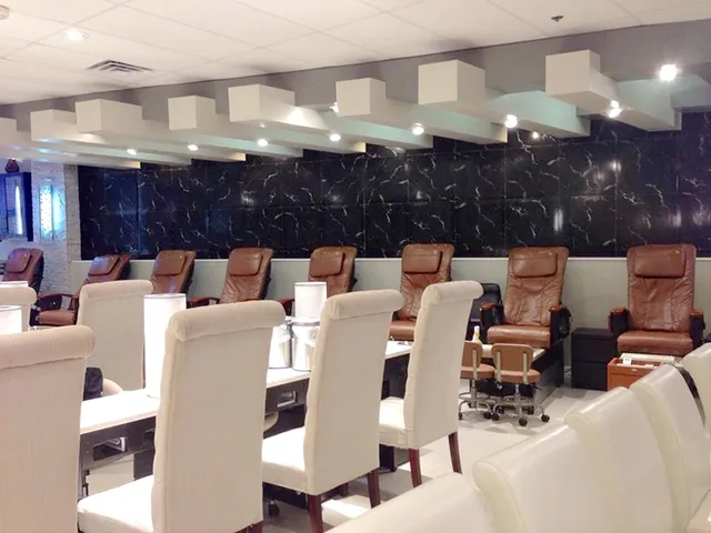 La Vie Nail Spa Durham