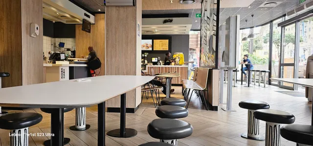 McDonald's Hatfield Square