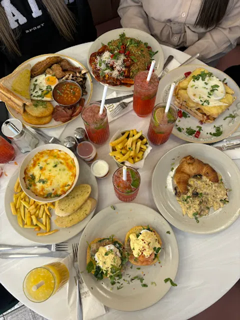 RF Cafe & Patisserie