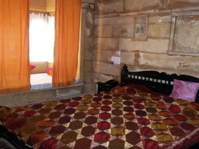 vista rooms At CVS Colony