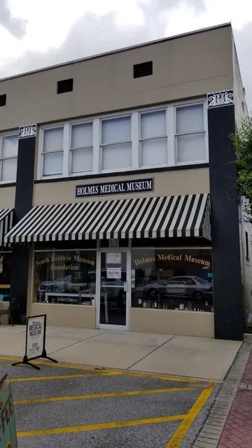 Holmes Medical Museum