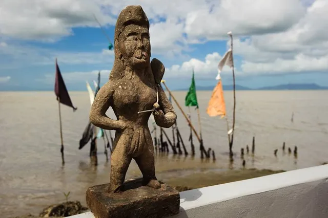 Sewdass Sadhu Shiva Mandir Temple in the Sea