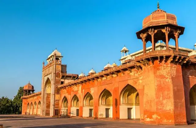 Sikandra Fort