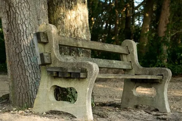 Monument to Red Cross