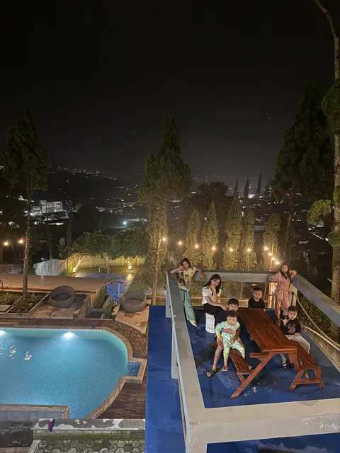Villa Kaki Bukit Ciwidey