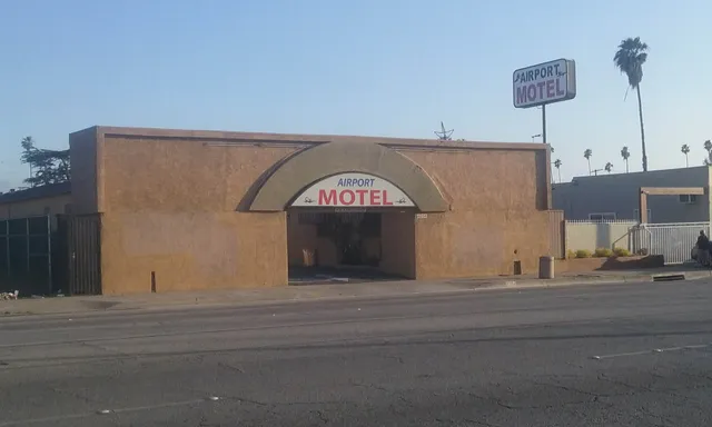 Airport Motel