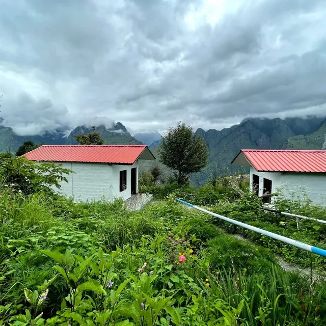 Namaste Auli Cottage