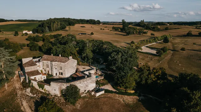 Chateau De Pleineselve