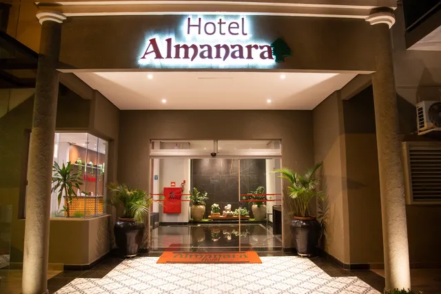 Hotel Almanara