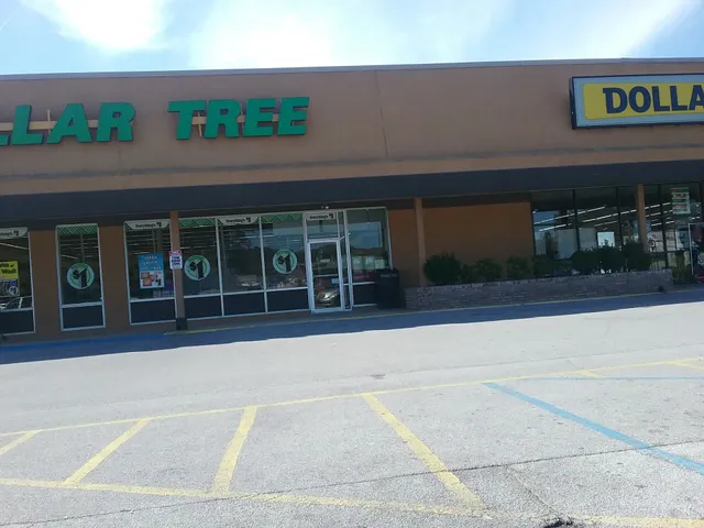 Rainbow Plaza Shopping Center